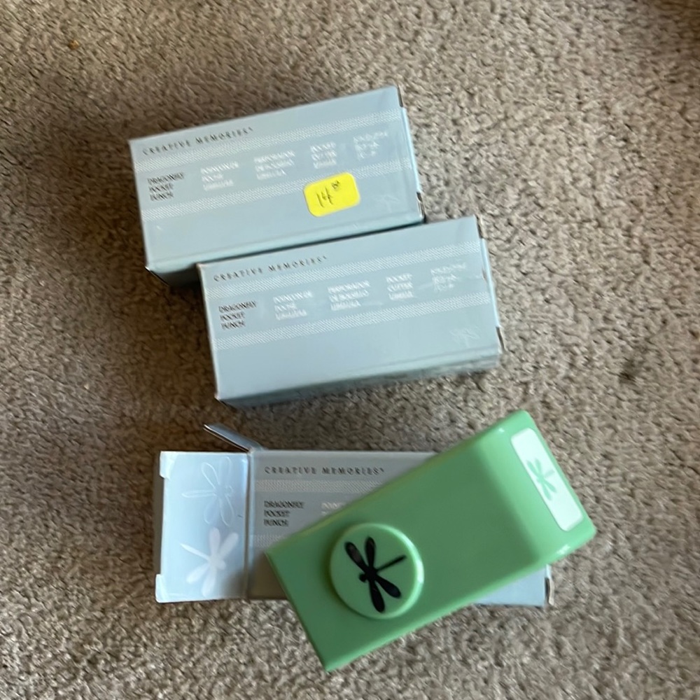 Dragonfly Pocket Punch
